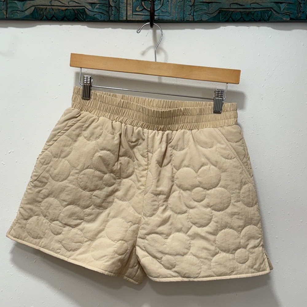 Entro Tan High Waist Quilted Shorts